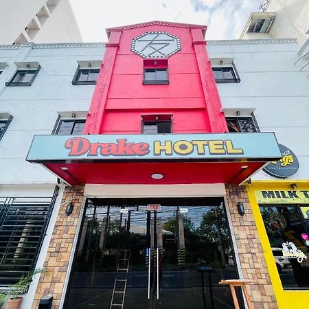 Drake Hotel Angeles City Exterior foto